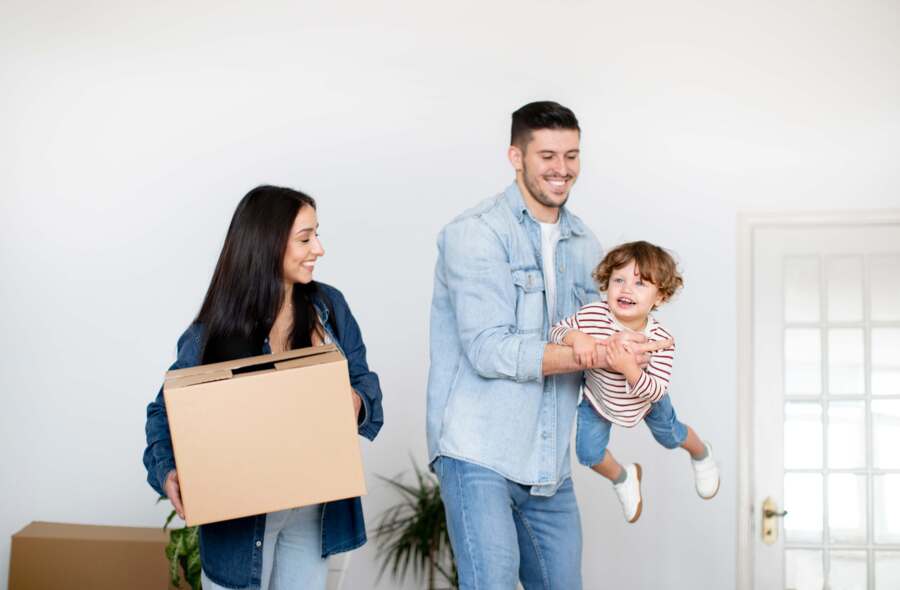 A family moving to Germany, helped by Middle Point
